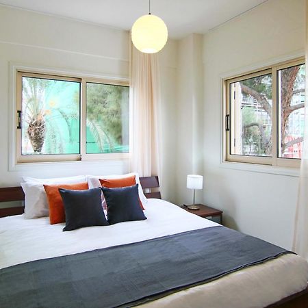 Phaedrus Living City View Luxury Iras Flat 102 Nikosia Exterior foto