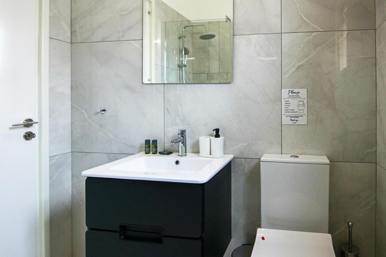 Phaedrus Living City View Luxury Iras Flat 102 Nikosia Exterior foto